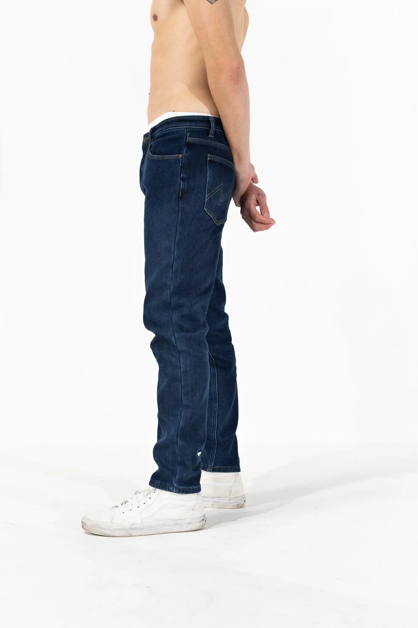 Men Wearing Maysics fleece jeans showing side slim tapered dark blue